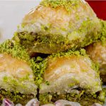 طريقة عمل البقلاوة بالفستق الحلبي