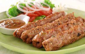 عمل كباب الدجاج لسفرة رمضان