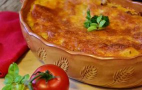 الأرز المعمر بالكفتة