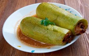 الكوسة المحشية باللحمة المفرومة والأرز