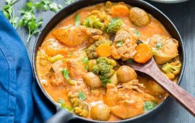 عمل إيدام دجاج بالخضار