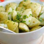 مقبلات البطاطا المسلوقة و الاعشاب