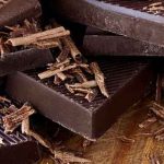 دراسة جديدة تكشف سر فوائد الشوكولاته الداكنة