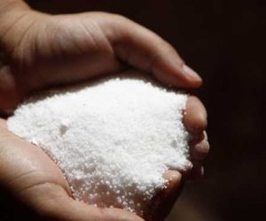 تناول الملح يزيد خطر السمنة