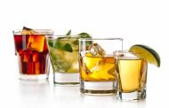 تحذيرات لكبار السن من خطر الإفراط في شرب الكحوليات