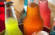 المواد الغذائية والمشروبات المحتوية على السكر تحفز سرطان الثدي