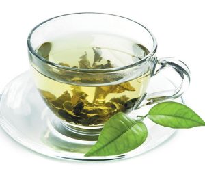 الشاي الأخضر “يمكن أن يعيق السرطان”