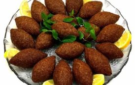 أقراص كبة اللحم مع دبس الرمان والجوز