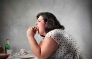 العلماء يبرهنون أن الغذاء يسبب الإدمان لدى البدناء