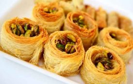 عش البلبل بالفستق الحلبي