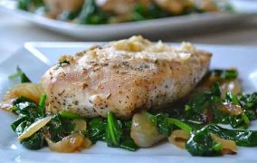 يخنة السبانخ بالدجاج