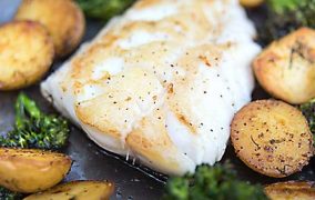 صينية سمك هامور بالبطاطس في الفرن