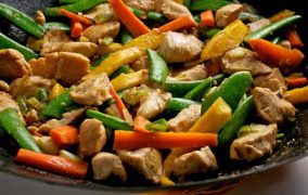 الدجاج الصيني بالخضار