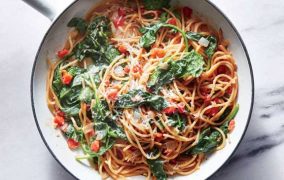 مكرونة مسلوقه بصوص السبانخ للدايت