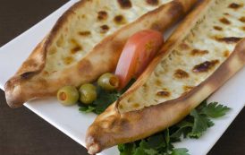 الفطيرة التركية بالجبنة