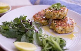 كفتة السمك على الطريقة اليونانية