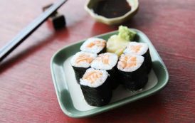 طريقة لف سوشي سلمون التماكي الحار بسهولة