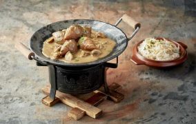 كبة ستروغونوف مع الأرز بالشعيرية