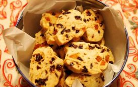 كوكيز بالفواكه المجففة