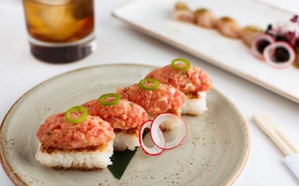 أرز مقرمش مع التونة الحارة