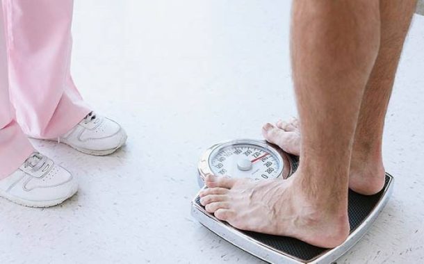 الأميل إلى الوزن الزائد قد يعيش أطول
