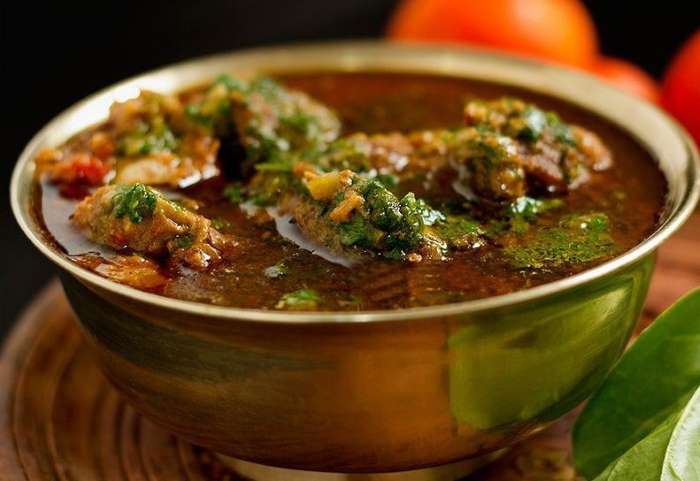 السبانخ باللحم على الطريقة السعودية