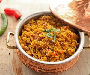 كبسة دجاج بقدر الضغط