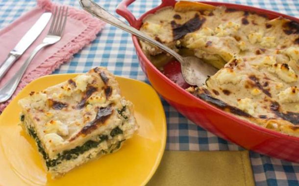 لازانيا الدجاج بالسبانخ